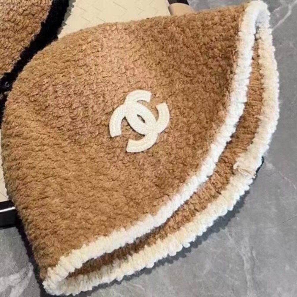 Chanel Shearling Brown Bucket Hat - Picture 2 of 3